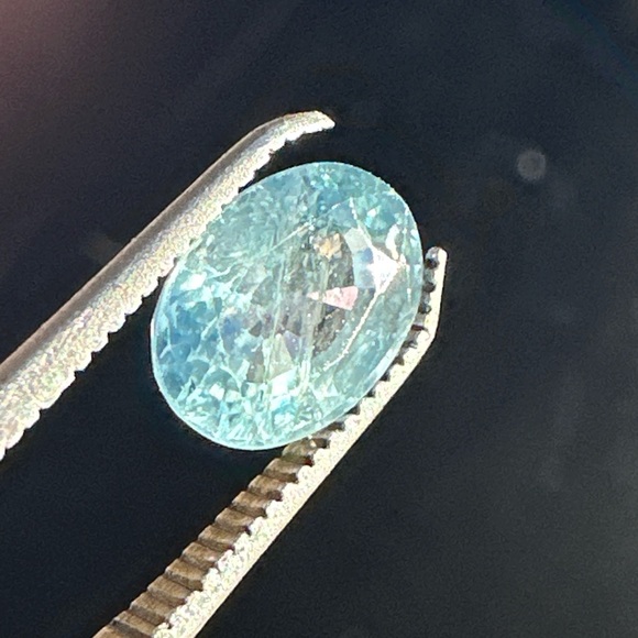 Top colour 1.95 carat natural sapphire gemstone heated - Picture 17 of 17